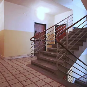 Apartment Colourful Modern Flat / Balcony / Charles Bridge, Prag