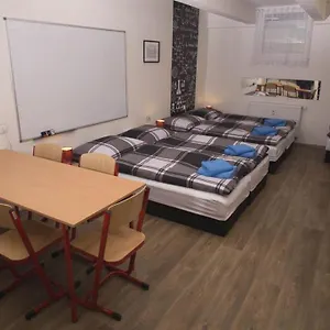 School - Your Unique Place In By Metro Vysehrad Apartment